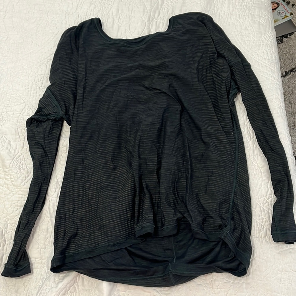 Lululemon open back long sleeve